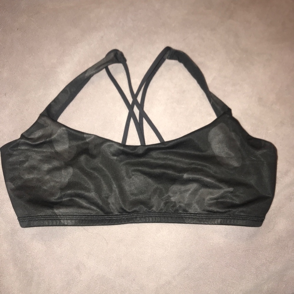 Lululemon Women's Free to Be Sports Bra